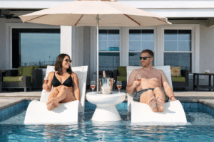 ari table ledge lounger